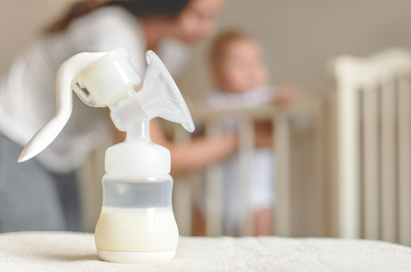 Conseils pour constituer une réserve de lait maternel avant de retourner au travail