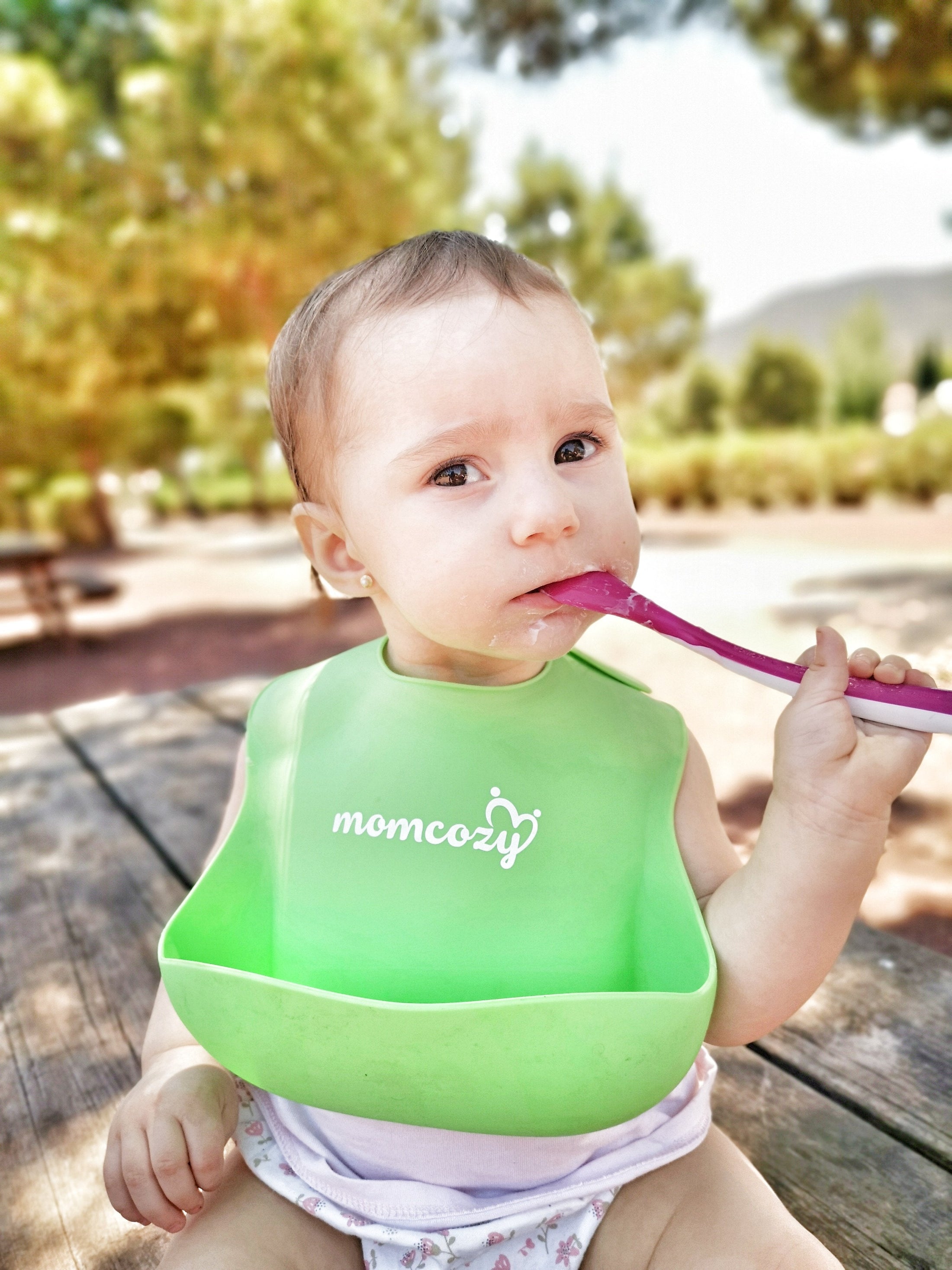 Comment faire d'un bavoir de bébé un cadeau excitant pour la fête des bébés
