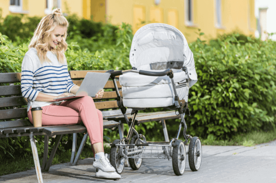 Conseils aux parents pour économiser de l'argent sur les fournitures et les sacs à dos de la rentrée scolaire