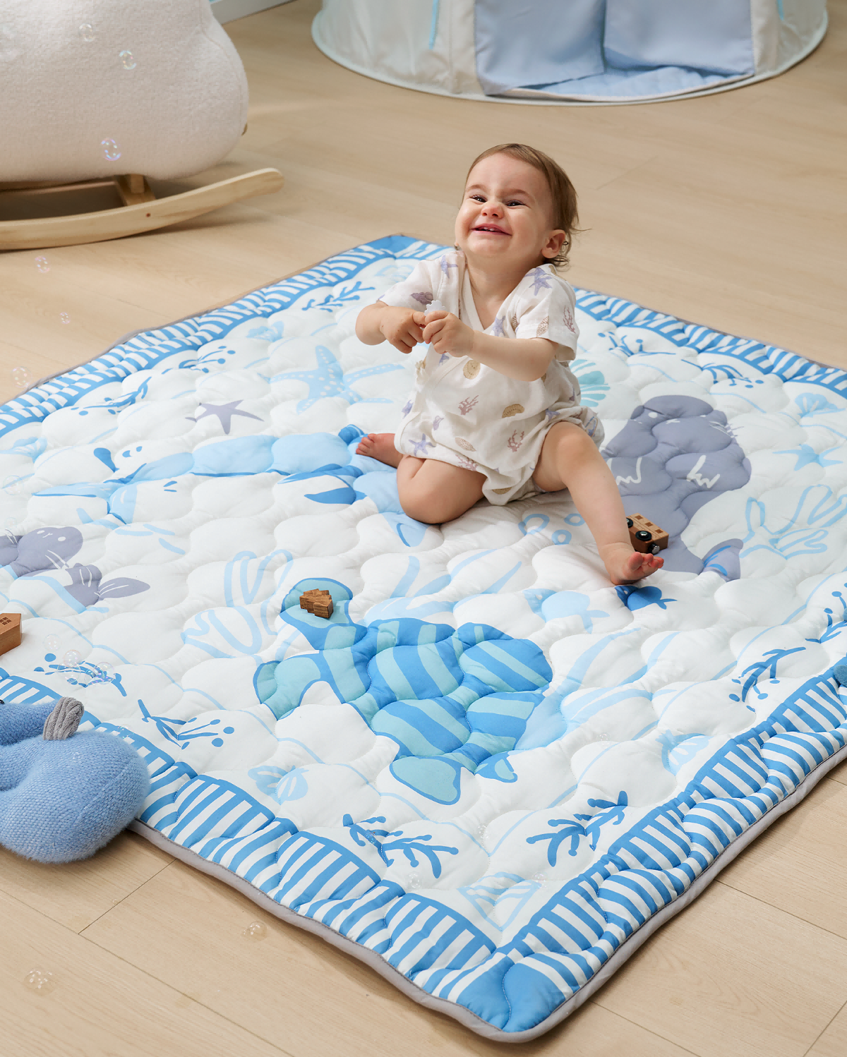 Tapis de jeu portable pour bébé Momcozy – Confort rafraîchissant